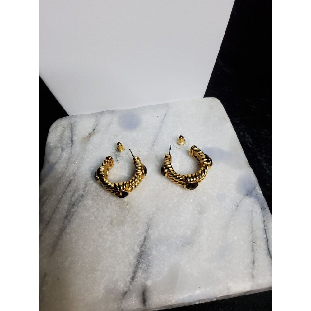 vintage gold tone with 3 amber glass beads hoop push back earrings